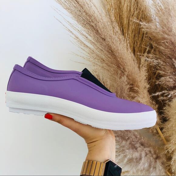 NEW HUNTER Plimsole Purple White Slip On Rubber Sneaker Flats Ankle Shoes 9 - Picture 2 of 9